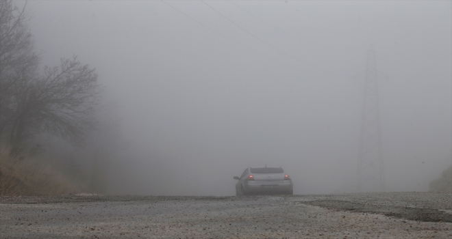 Antalya'nın yüksek kesimlerinde sis etkili oluyor