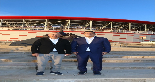 Antalyaspor'da Öztürk ailesi için veda töreni düzenlendi