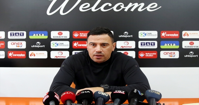 Aytemiz Alanyaspor Teknik Direktörü Çağdaş Atan, ligin ilk yarısını değerlendirdi: