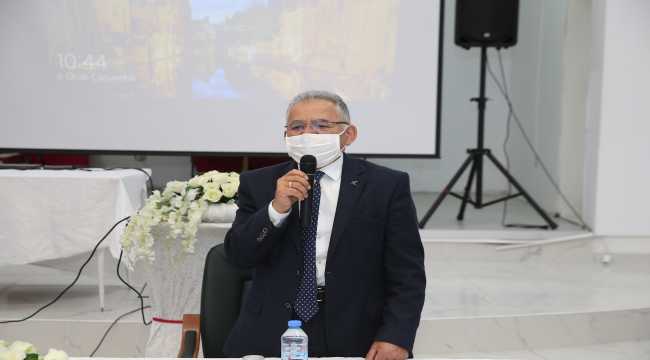 Başkan Büyükkılıç, muhtarlar toplantısına katıldı