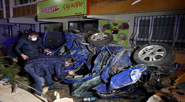 Freni arızalanan tır çok sayıda araca çarptı