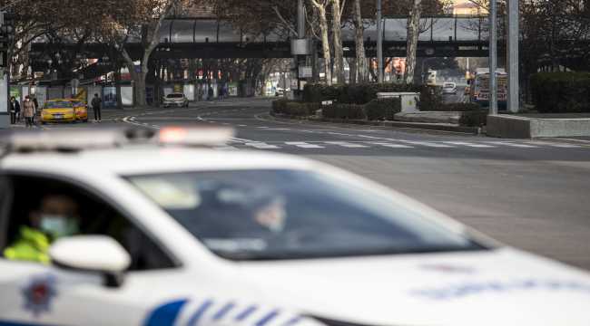Başkentte sokağa çıkma kısıtlamasına uyuluyor