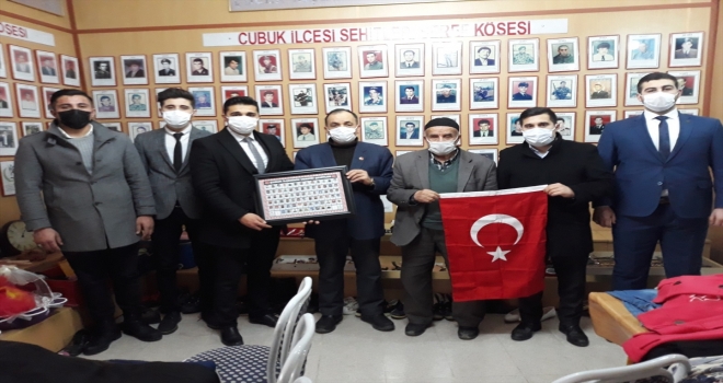 Çubuk Ülkü Ocakları üyeleri şehit yakınlarını ziyaret etti