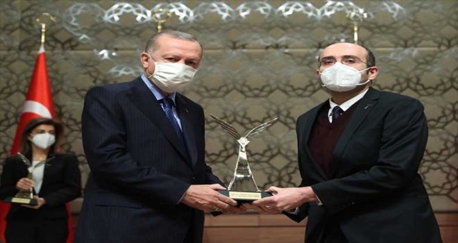 ERÜ öğretim üyelerine TÜBİTAK ve TÜBA'dan ödül