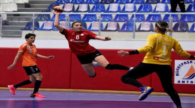 Hentbol: Kadınlar EHF Avrupa Kupası