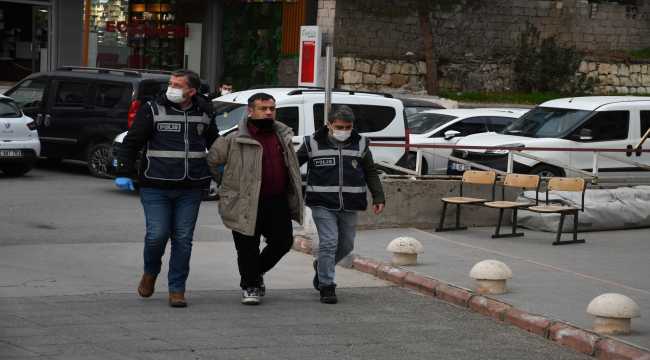 Kahramanmaraş'ta manav ve otopark çalışanını gasbeden iki şüpheli yakaladı