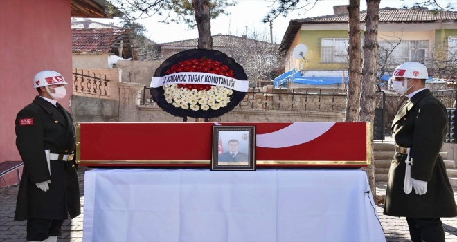 Kalp krizi geçirere piyade uzman çavuşun hayatını kaybetti