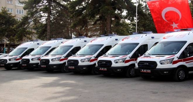 Kayseri ambulans filosuna 10 araç daha katıldı