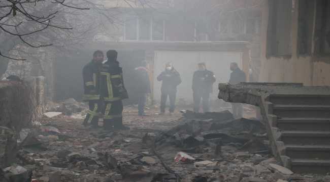 Kayseri'de metruk binada çıkan yangın söndürüldü