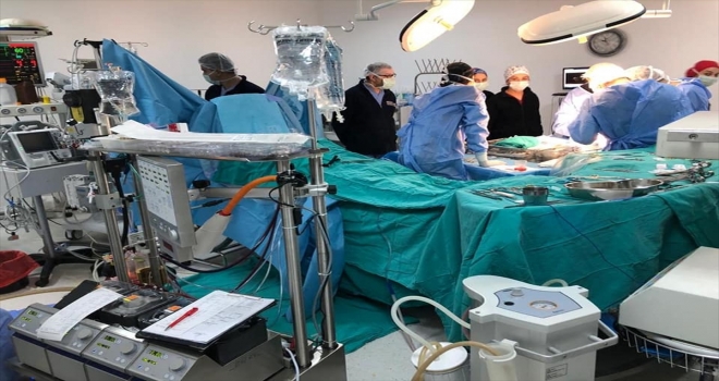 KKTC'de, Akdeniz Üniversitesi Hastanesi yönetiminde üçüncü kalp nakli yapıldı