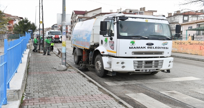 Mamak'ta mahallelerde temizlik çalışmaları devam ediyor