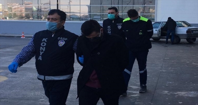 Marketten çaldıkları parayla otomobil satın alan 2 zanlı tutuklandı