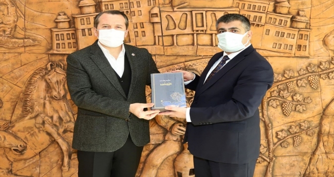 Memur-Sen Genel Başkanı Yalçın, NEVÜ'yü ziyaret etti