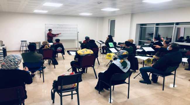 Sivas'ta Halk Eğitimi Merkezi kursları yeniden başladı