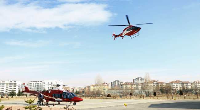 Solunum sıkıntısı yaşayan hasta hava ambulansıyla Ankara'ya sevk edildi