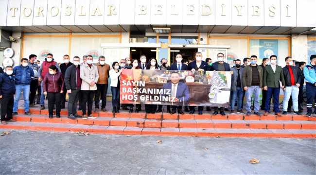 Toroslar Belediye Başkanı Atsız Afşın Yılmaz, Kovid-19'u atlattı: