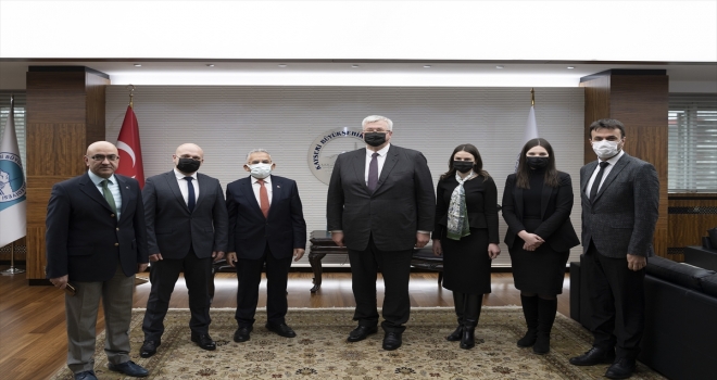 Ukrayna'nın Ankara Büyükelçisi, pandemiye rağmen 1 milyon Ukraynalı turistin Türkiye'ye geldiğini belirtti