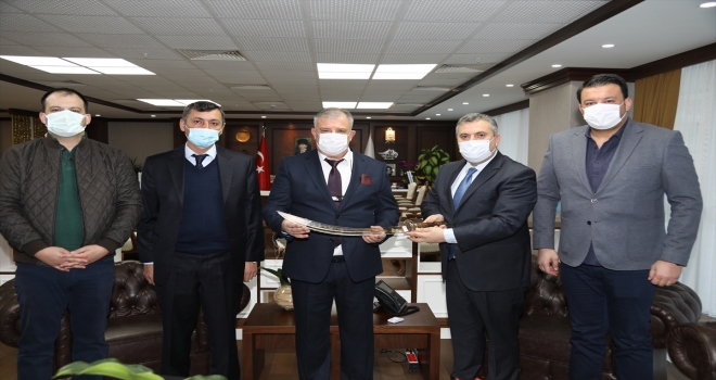 Yazır Sanayi Bölgesindeki yatırımcıdan teşekkür ziyareti