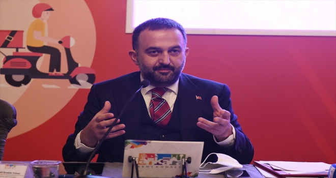 Yeme-içme sektörünün salgın dönemindeki sorunları Ankara'da düzenlenen toplantıda değerlendirildi