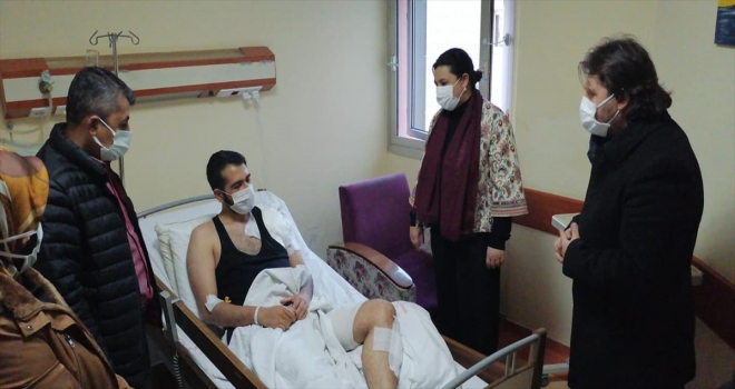 AK Parti Kırşehir İl Başkanı Ünsal, tedavi gören gaziyi ziyaret etti