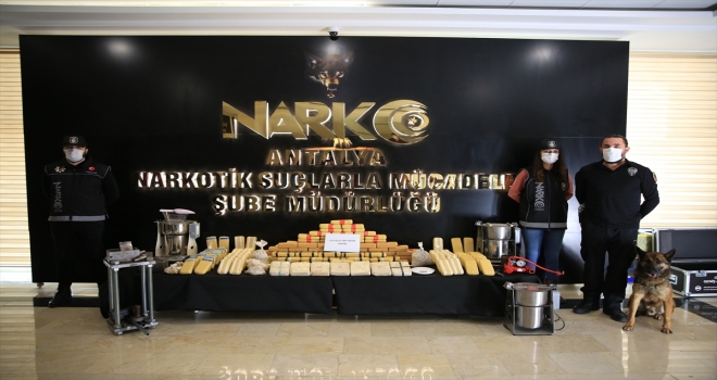 Antalya'da 115 kilo 740 gram eroin ele geçirildi