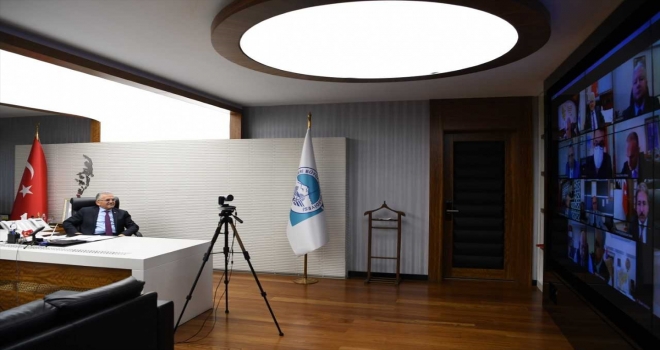 Büyükşehir Belediye Başkanı Büyükkılıç, İl Umumi Hıfzıssıhha Kurulu Toplantısı'na katıldı