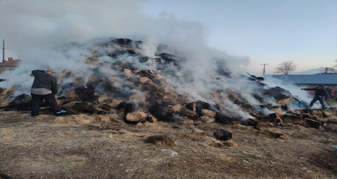 İl Tarım ve Orman Müdürü Şahin'den saman balyaları yanan üreticiye ziyaret