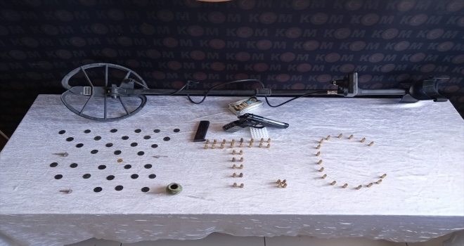 Kayseri'de tarihi eser operasyonunda 3 şüpheli yakalandı