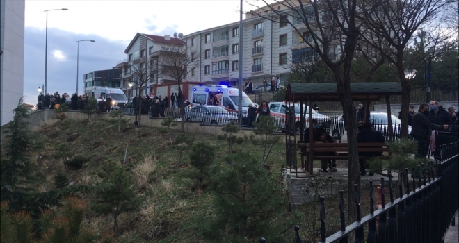 Keçiören'de TOKİ bloklarında çıkan yangın hasara neden oldu