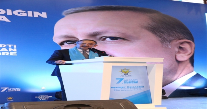 Özhaseki ve Kandemir, AK Parti Niğde 7. Olağan İl Kongresi'ne katıldı