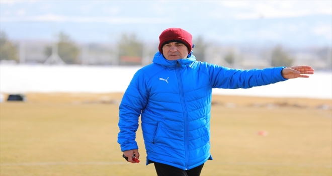 Sivasspor Teknik Direktörü Rıza Çalımbay'dan taraftara güvence: