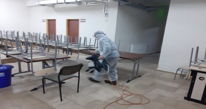 Ulaş'ta okullar yüz yüze eğitime hazır hale getirildi