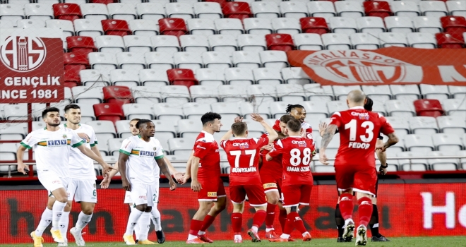 Antalyaspor-Alanyaspor maçından notlar