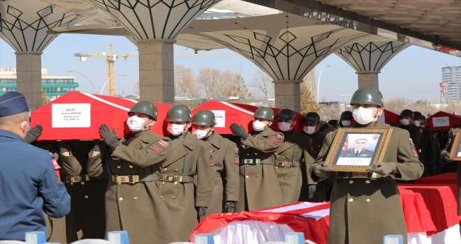 Bitlis şehitlerine veda