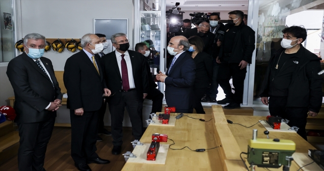 CHP Genel Başkanı Kılıçdaroğlu, Otizm Vakfı'nı ziyaret etti: