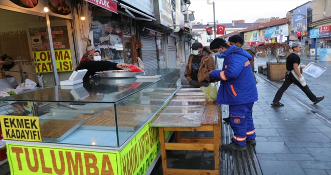 İç Anadolu'da Kovid-19 tedbirleri kapsamında sokağa çıkma kısıtlaması başladı
