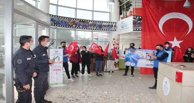 Karaman'da Gençlik Merkezinden polis ekiplerine sürpriz