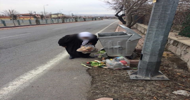 Kayseri'de çöpten yiyecek topluyormuş gibi davranan dilencilerin rezidansta kaldığı tespit edildi