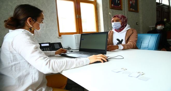 Nevşehir Belediyesi vatandaşlara HES kodlu anahtarlık hediye ediyor