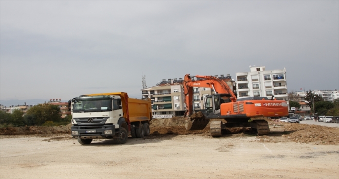 Serik'te Tekeli Ortaokulu'nun yapımına başlandı