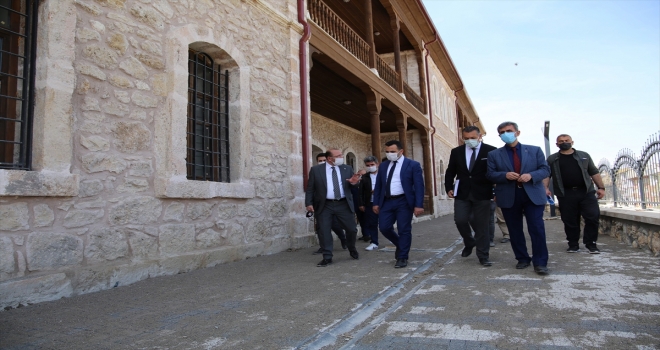 Sivas'ta Şehir ve Sanayi Mektebi Müzesi'nde sona yaklaşıldı