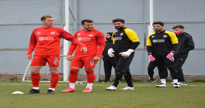 Sivasspor'da Gençlerbirliği mesaisi devam ediyor