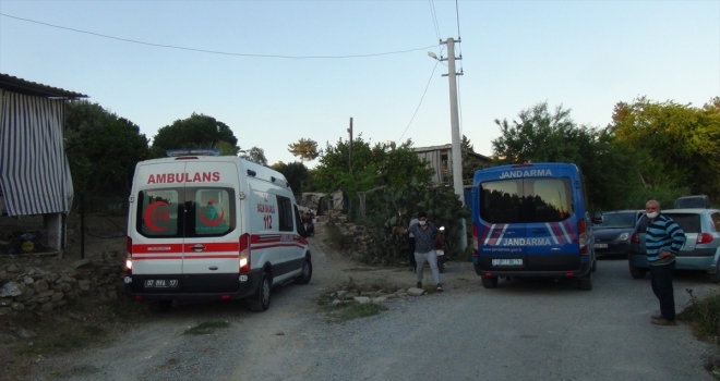 Antalya'da başı kafesin demirlerine sıkışan engelli kadın ölü bulundu