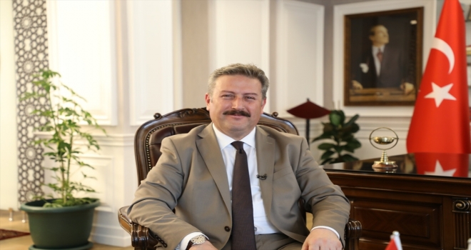 Başkan Palancıoğlu'ndan otopark yapma yetkisinin ilçe belediyelerine verilmesine ilişkin açıklama