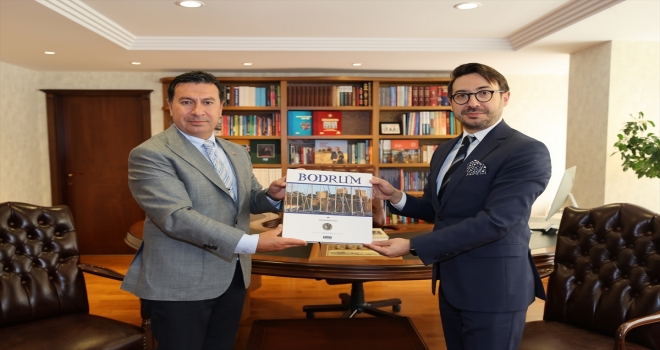Bodrum Belediye Başkanı Ahmet Aras, AA Genel Müdürü Serdar Karagöz'ü ziyaret etti