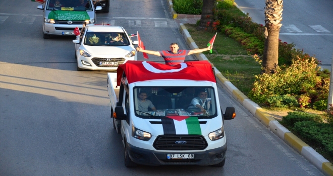 İsrail'in Filistin'e yönelik saldırıları Antalya ve Burdur'da protesto edildi