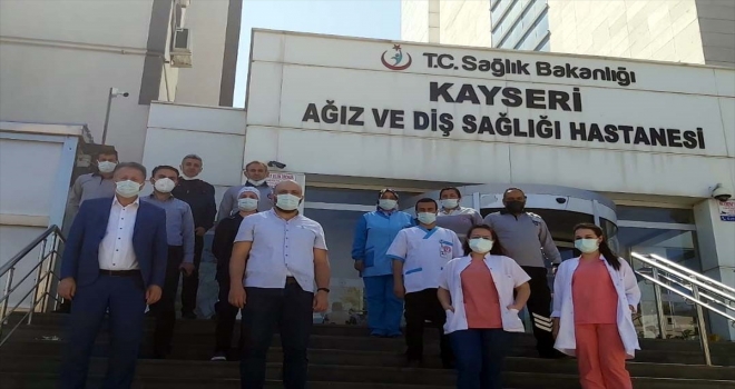 Kayseri'de diş hastanesinde bayramlaşma