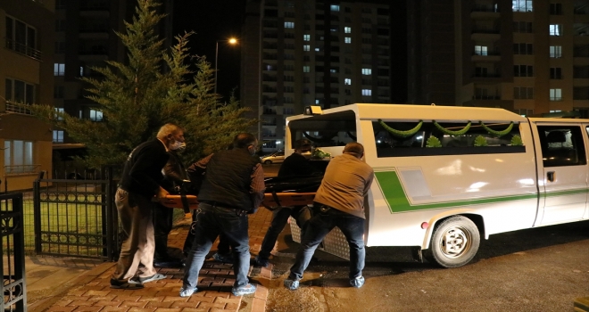 Kayseri'de tartıştığı babasını önce tabancayla vurdu sonra bıçaklayarak öldürdü