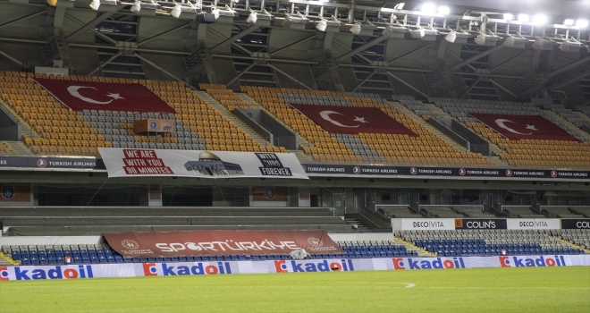 Medipol Başakşehir-Kayserispor maçında Filistin unutulmadı