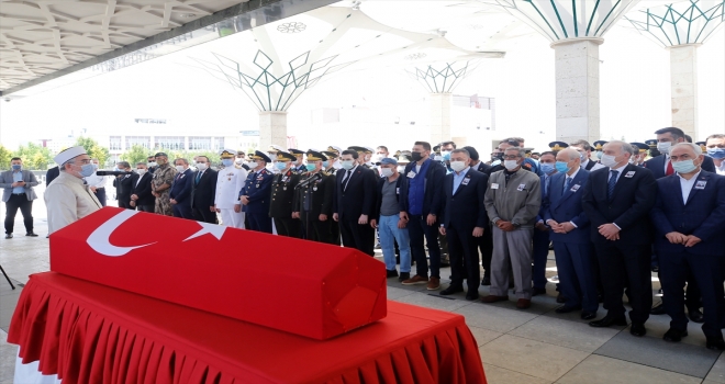 Şehit Jandarma Uzman Çavuş Hüseyin Keleş, Ankara'da son yolculuğuna uğurlandı